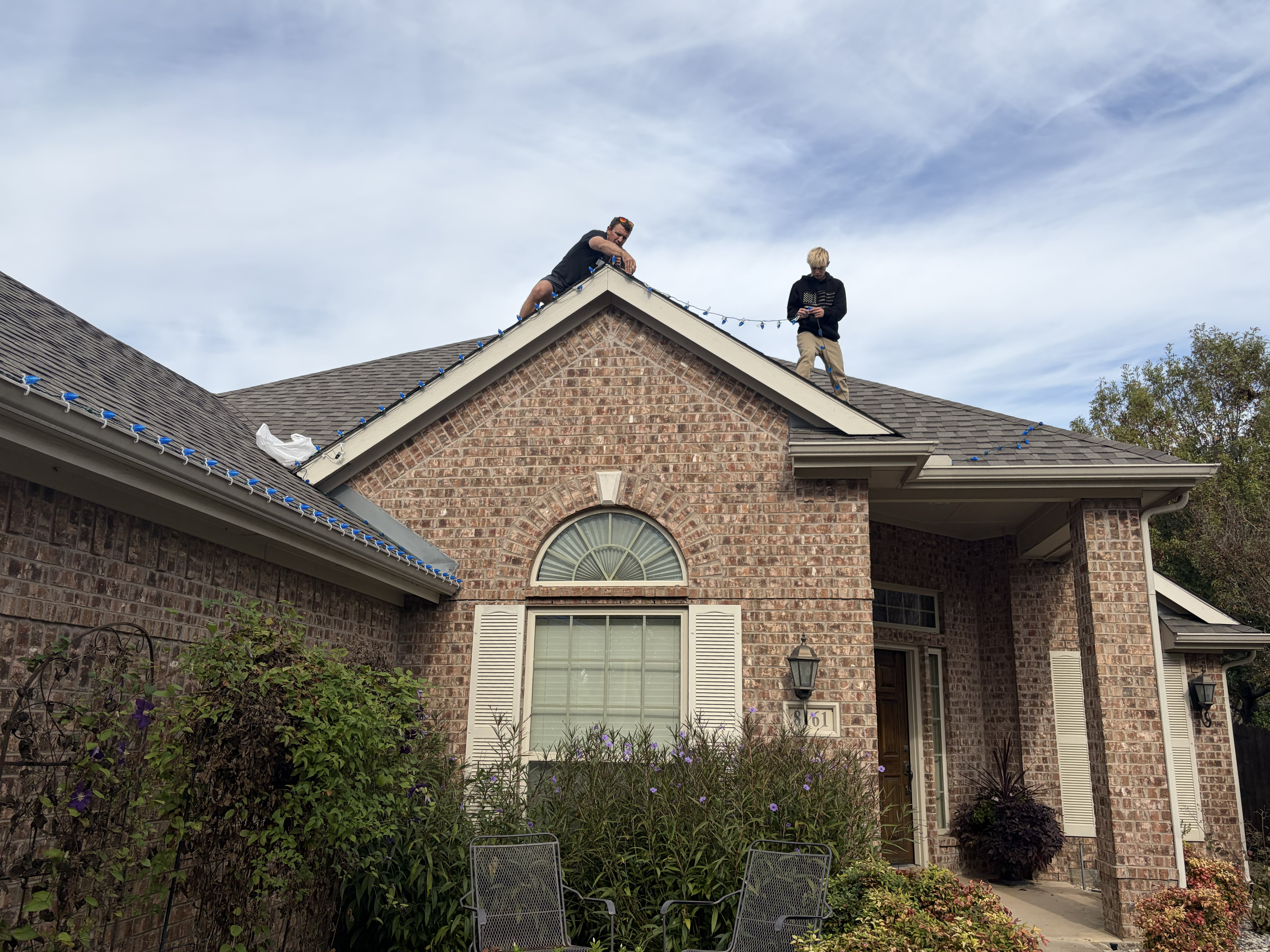 Complete property Christmas lighting